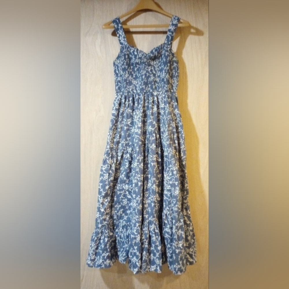 American Eagle Outfitters Blue and White Floral Maxi Dress
